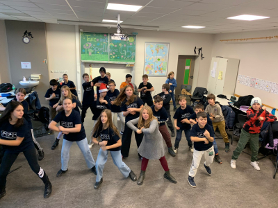 Sportklasse tanzt in Musik -  Fächerübergreifender Unterricht